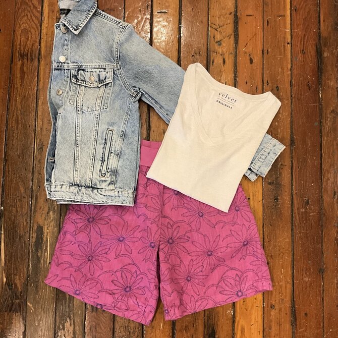Cut Loose Linen Daisy Walking Short - Cosmos