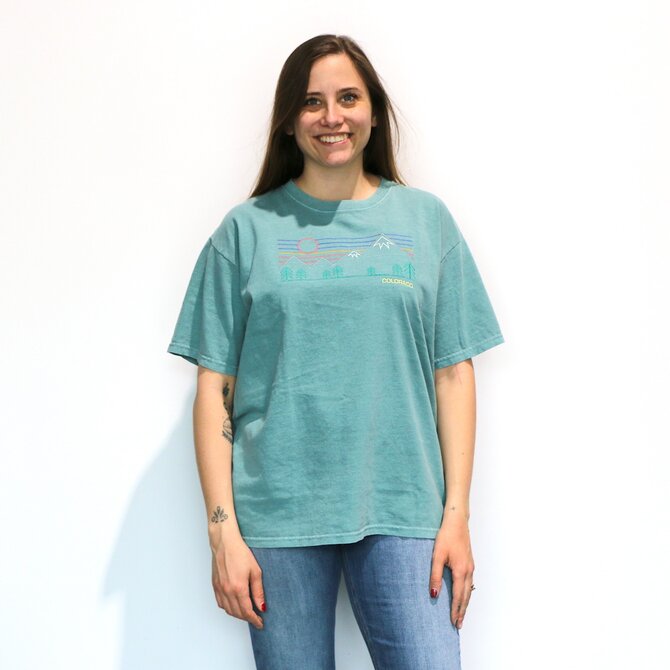 WORLDWIDE SPORTSWEAR Minimalist Mountain Design T-Shirt