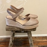 EILEEN FISHER Show - Nessa Powder Metallic