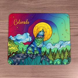 ALASKA WILD AND FREE Mousepad - Wolf Howling Northern Lights
