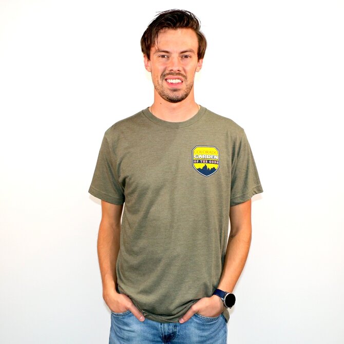 On The Road Apparel Crew Sweatshirt/T Shirt - Garden of the Gods