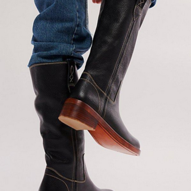 FREE PEOPLE Boot - Blaze Pull On