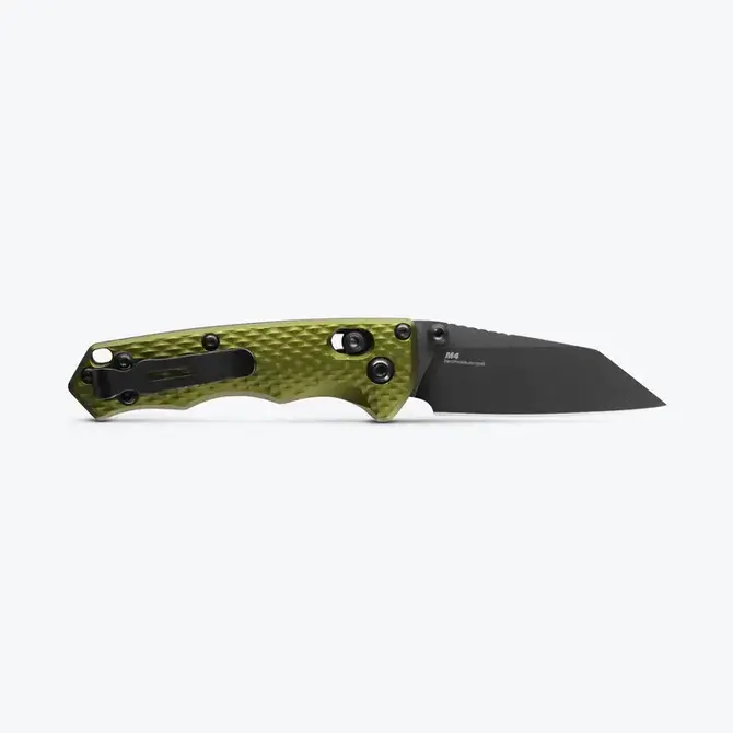 BENCHMADE KNIFE-Full Immunity Axis
