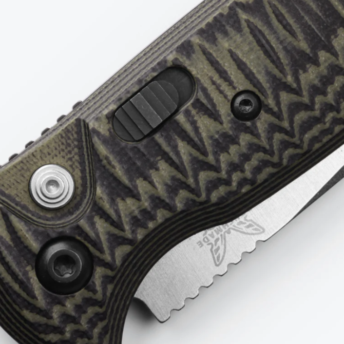 BENCHMADE KNIFE-CLA Auto Drop Point