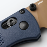 BENCHMADE KNIFE-Bugout Axis