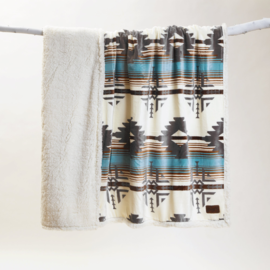 CARSTEN'S INC. Throw Blanket - Lone Mountain