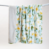 CARSTEN'S INC. Throw Blanket - Daisy Daydream