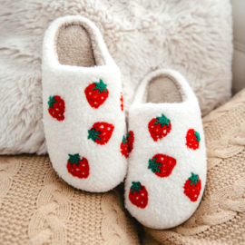 KATYDID COLLECTION SLIPPERS-STRAWBERRY WHT M/L