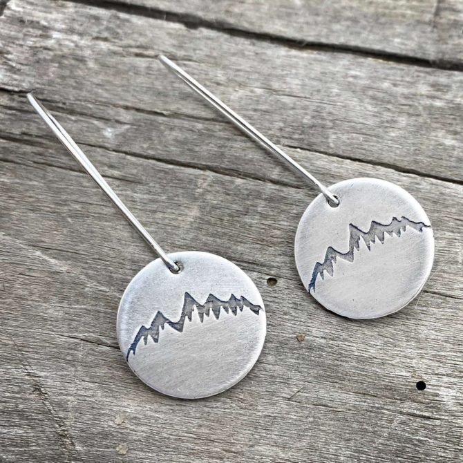 DAPHNE LORNA Earring - Matte Silver Snowcaps
