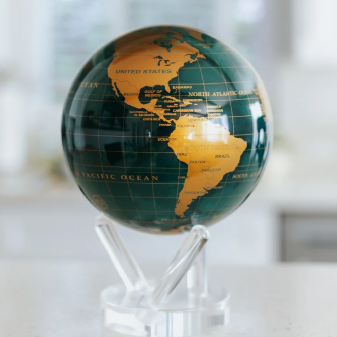Mova Int'l Turtletech Des Globe - 6" Gold/Green Ocean