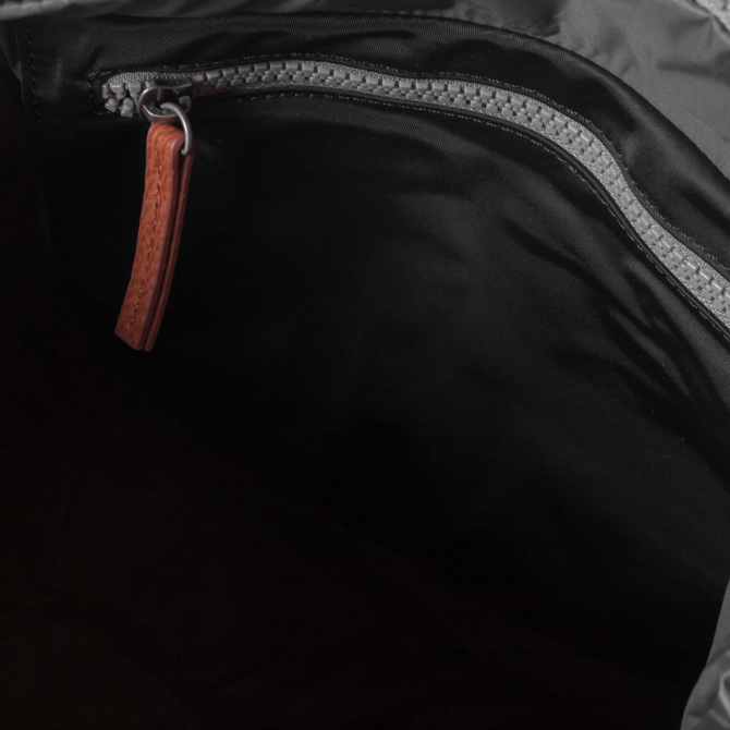 Ori London Backpack - Canfield Black MD