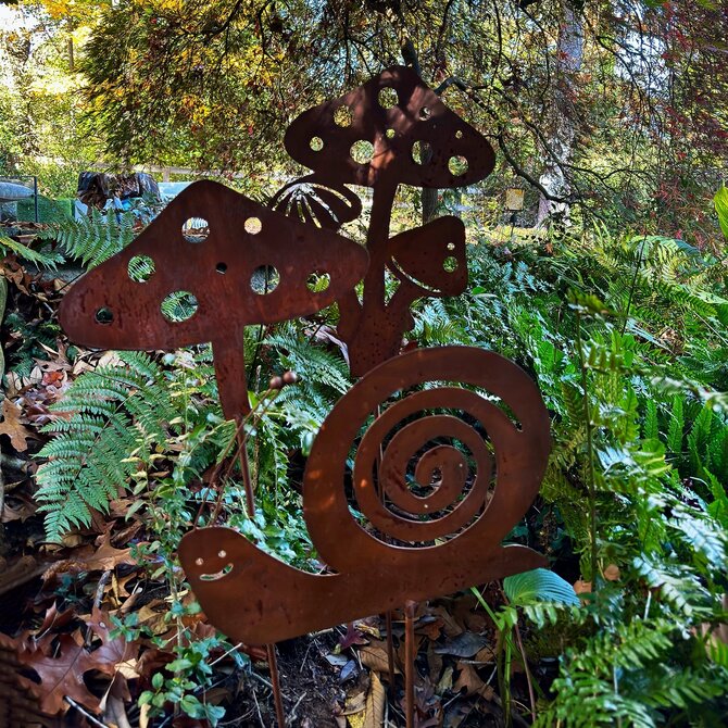 Sugarboo & Co Metal Stake - Garden Snail