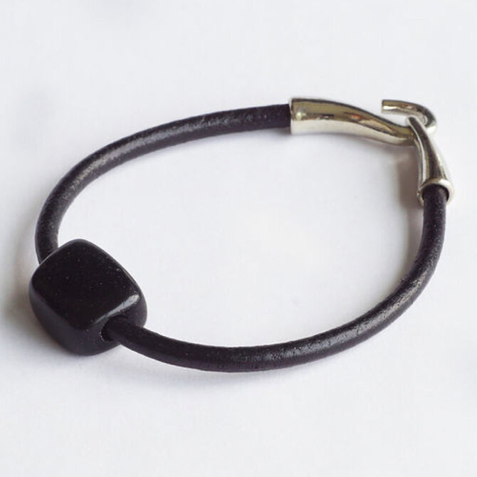 PETER WRIGHT Bracelet - Black Obsidian Clasp