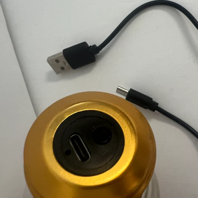 Streamline LIGHT BULB-NEON RAINBOW