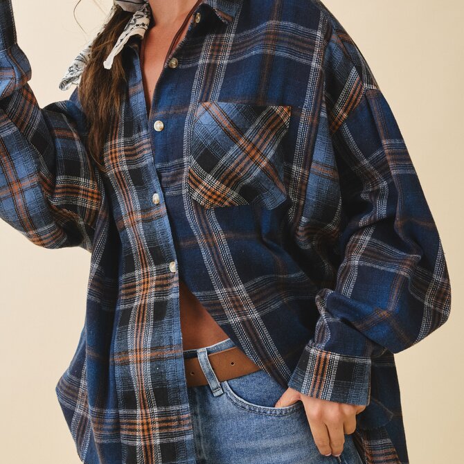 AEMI + CO Shirt - Kambrie Flannel