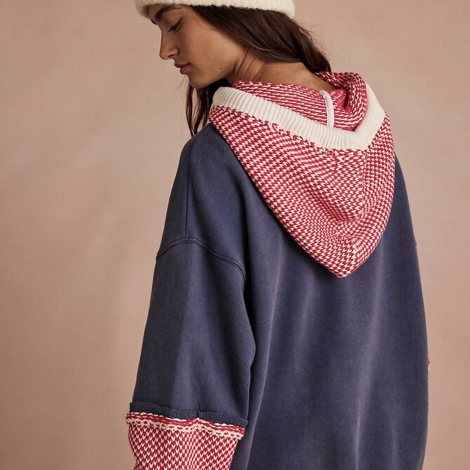 FREE PEOPLE Sweatshirt - Snug Bonnet