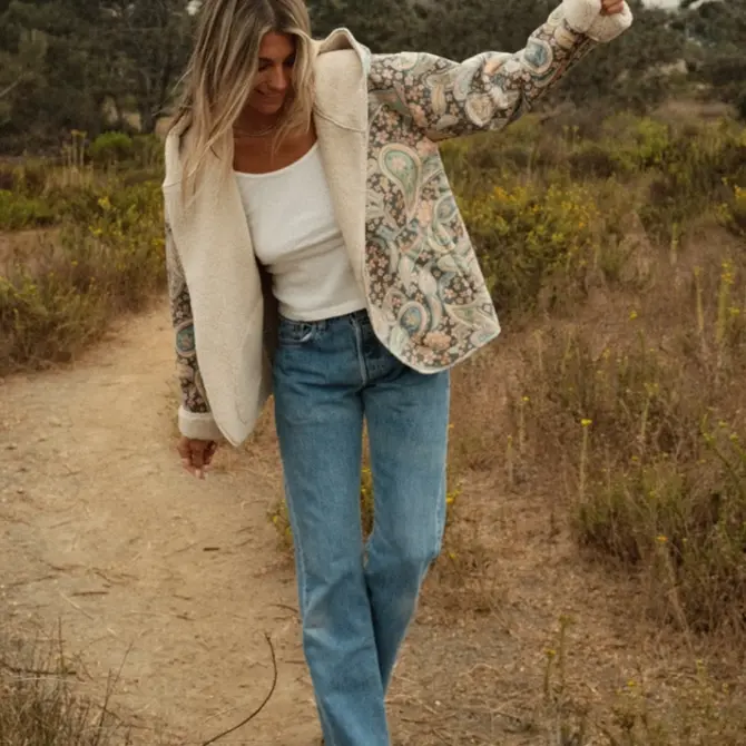 Jacket - Hood w/Pockets