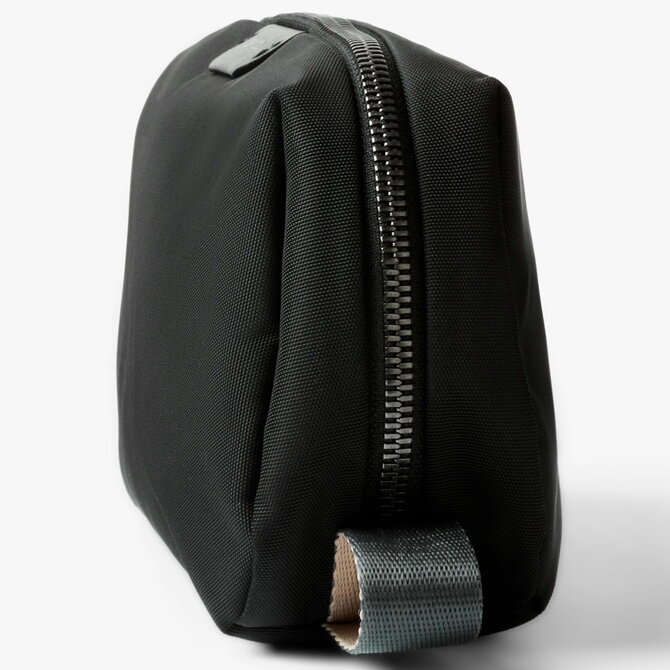 BELLROY *TOILETRY KIT-BLK