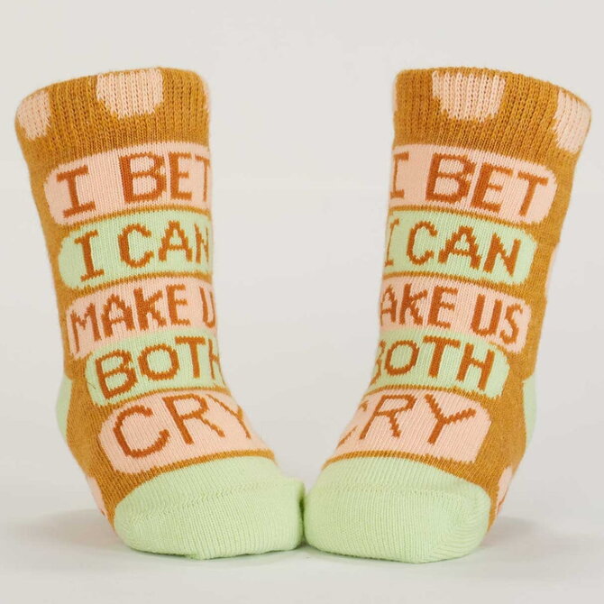 Blue Q SOCKS-BABY CUDDLE BUG/BOTH CRY