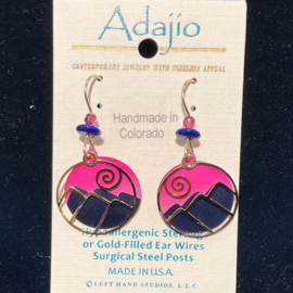 ADAJIO LEFT HAND STUDIOS Earring - Mountain Scene Pink/Navy Round