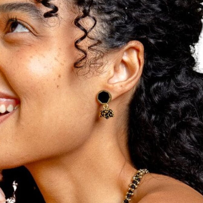 Earring - Kimberley Enamel Black