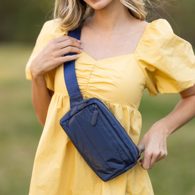HI LOVE Fanny Pack - Puffer
