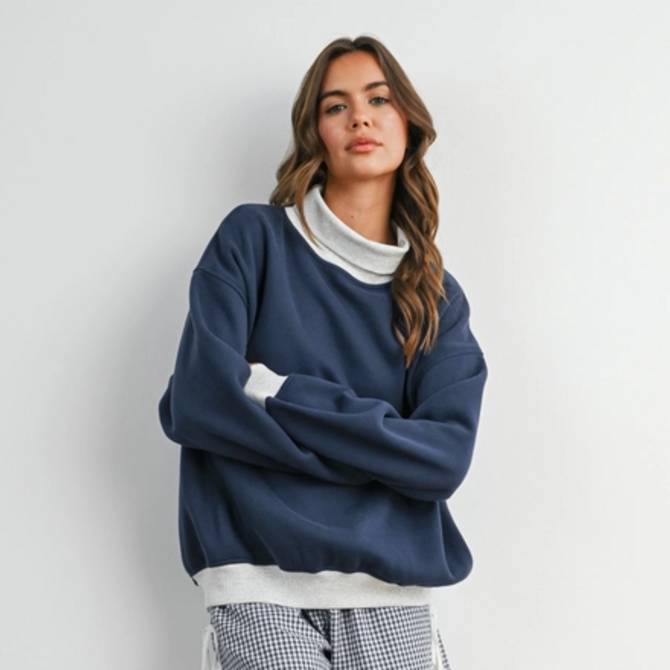 BUTTERMELON Sweatshirt-Cozy Contrast Turtleneck