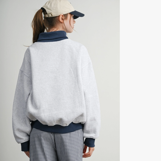 BUTTERMELON Sweatshirt-Cozy Contrast Turtleneck