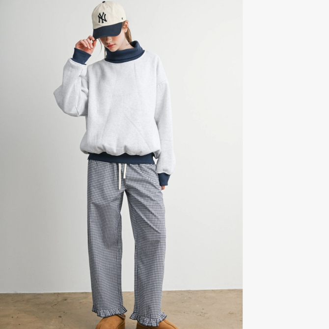 BUTTERMELON Sweatshirt-Cozy Contrast Turtleneck