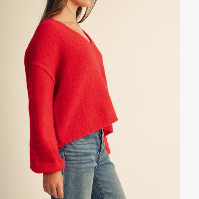AEMI + CO Sweater-Brushed V Neck