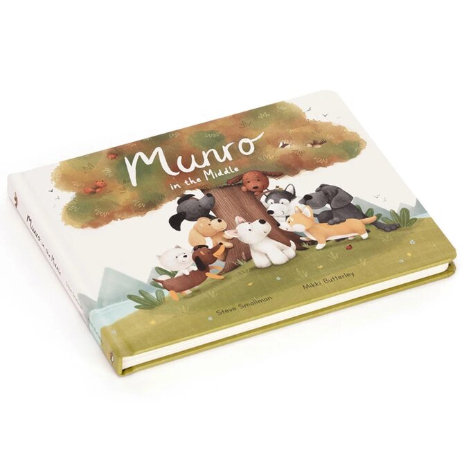 Jelly Cat Inc BOOK-MUNRO IN THE MIDDLE