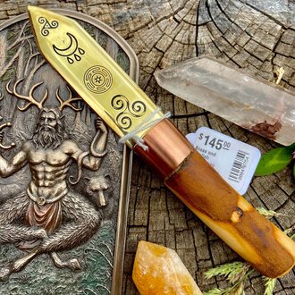 Luna Ignis Brass and English Blackthorn Queen Of The Fey Athame Luna Ignis Brass and English Blackthorn Queen Of The Fey Athame