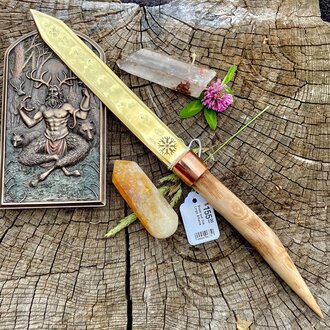 Luna Ignis Brass and Oak Large Athame Luna Ignis Brass and Oak Large Athame
