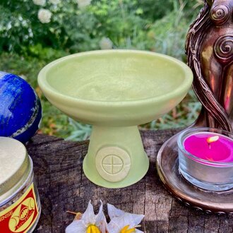 Luna Ignis Luna Ignis Ceramic Incense Burner Pale Green Celtic Cross Luna Ignis Luna Ignis Ceramic Incense Burner Pale Green Celtic Cross