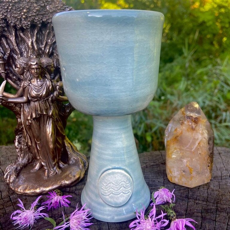 Luna Ignis Luna Ignis Ceramic Chalice Light Blue Waves