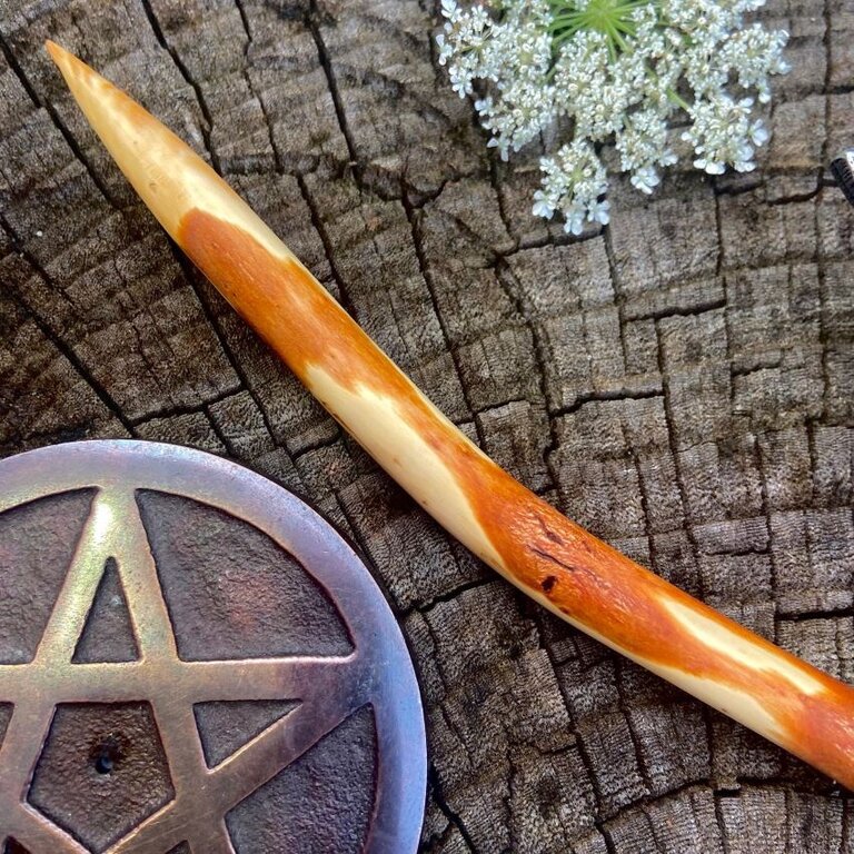 Luna Ignis Luna Ignis English Graveyard Yew Wand Morgana