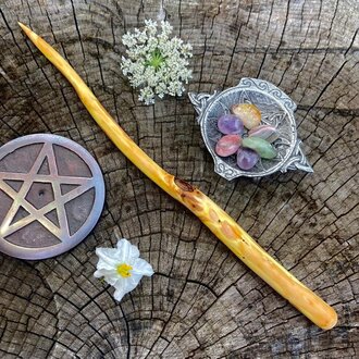 Luna Ignis Luna Ignis English Graveyard Yew Wand Serpente
