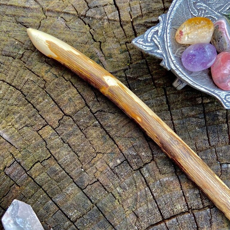 Luna Ignis Luna Ignis English Hazel Wand Dagda