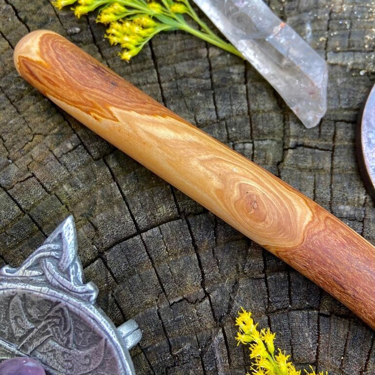 Luna Ignis Luna Ignis English Rowan Wand Brigitania