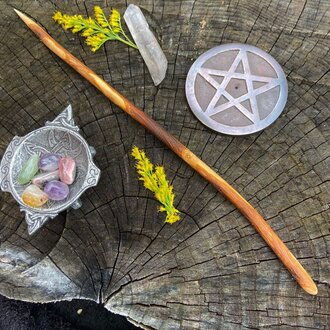 Luna Ignis Luna Ignis English Rowan Wand Aengus