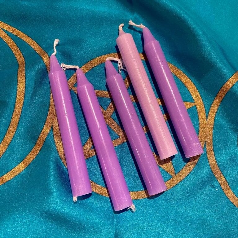 Luna Ignis Light Purple Lilac  Chime Spell Candle