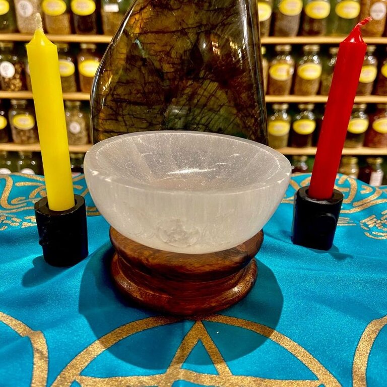 Luna Ignis Selenite Offering Bowl 4" Engraved with Triple Moon Pentagram