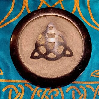 Luna Ignis Triquetra Altar Tile Luna Ignis Triquetra Altar Tile