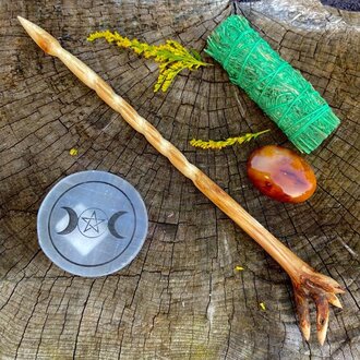 Luna Ignis Luna Ignis Oak wand Raven Claw