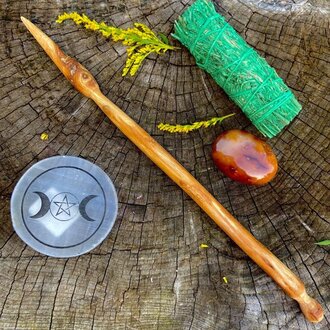 Luna Ignis Luna Ignis Oak wand Sulis