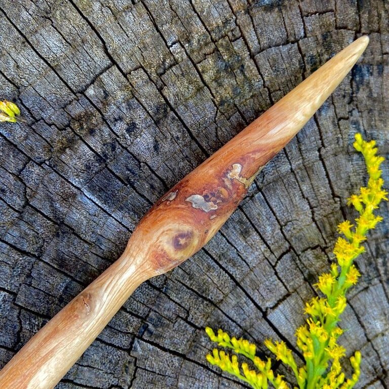Luna Ignis Luna Ignis Oak wand Sulis
