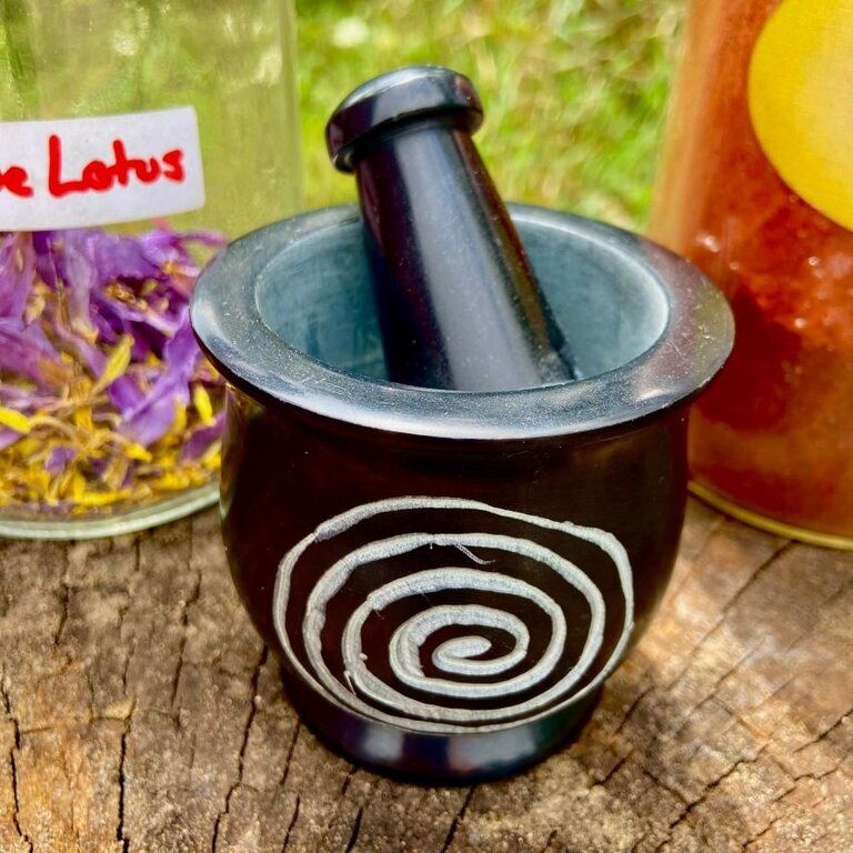 Luna Ignis Spiral Mortar & Pestle 3in x 3in
