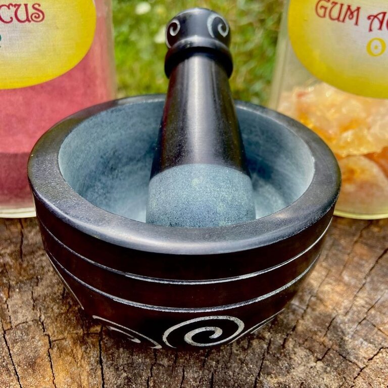Luna Ignis Spiral Soap Stone Mortar & Pestle 2.5in H x 4in D