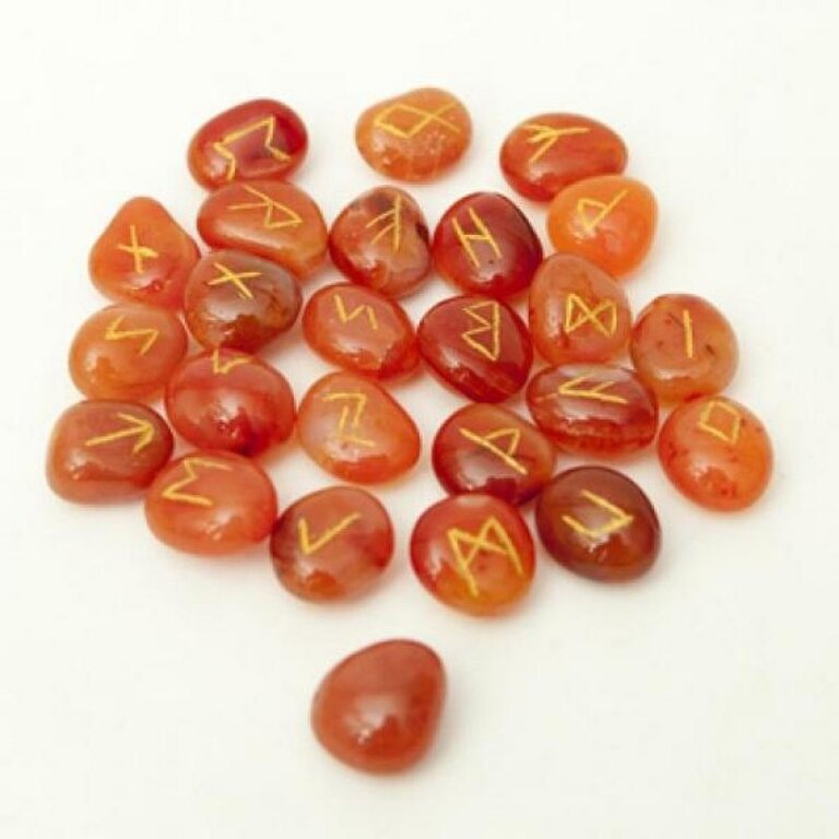 Luna Ignis Carnelian Rune Set