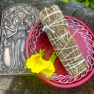 Luna Ignis Medium Smudge Copal 4 Inches Luna Ignis Medium Smudge Copal 4 Inches